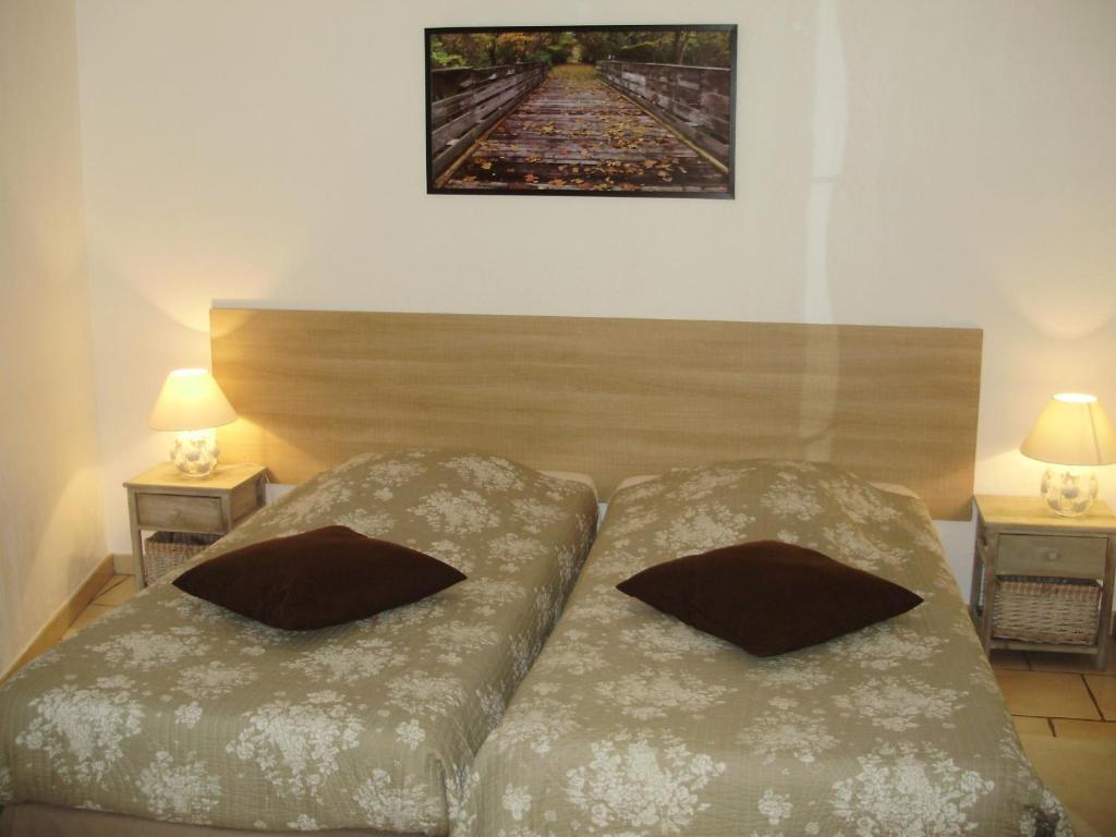 Auberge Du Bord Des Eaux - Demi-Pension Assuree Sur Reservation Saint-Amand-les-Eaux Oda fotoğraf