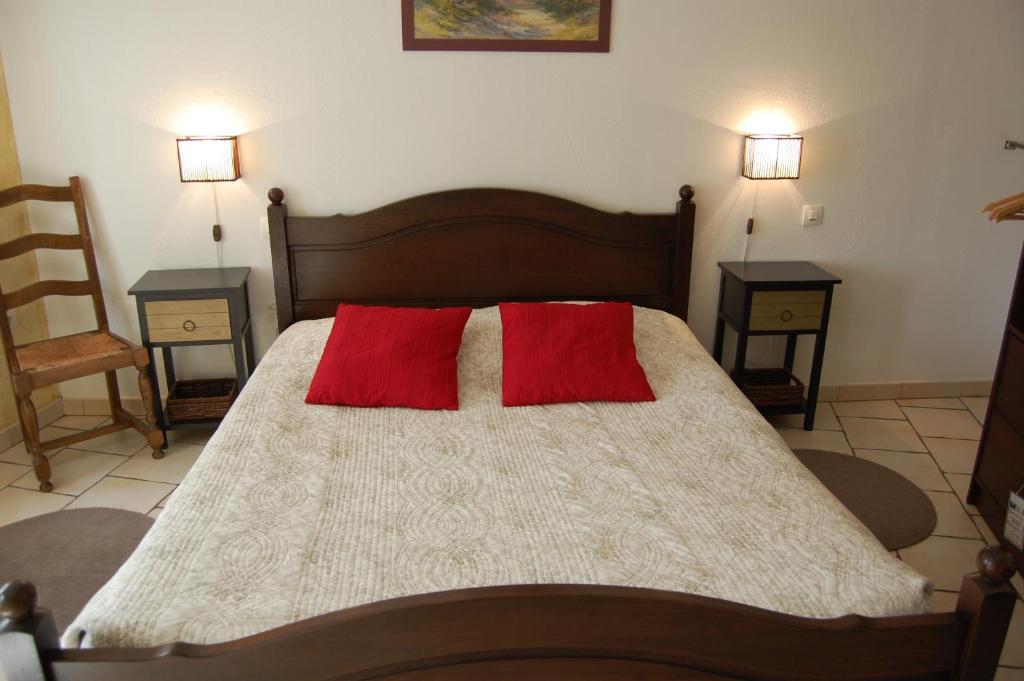 Auberge Du Bord Des Eaux - Demi-Pension Assuree Sur Reservation Saint-Amand-les-Eaux Oda fotoğraf