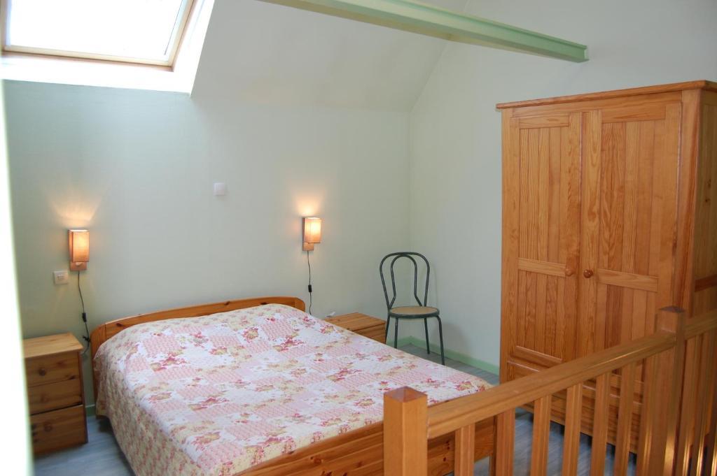 Auberge Du Bord Des Eaux - Demi-Pension Assuree Sur Reservation Saint-Amand-les-Eaux Oda fotoğraf