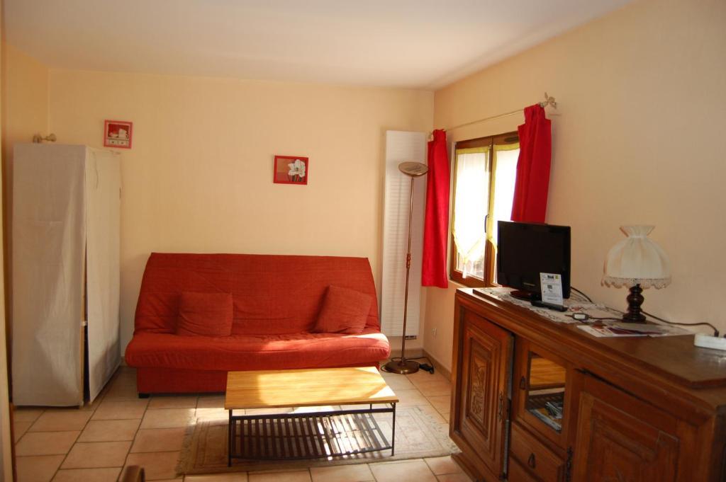Auberge Du Bord Des Eaux - Demi-Pension Assuree Sur Reservation Saint-Amand-les-Eaux Oda fotoğraf