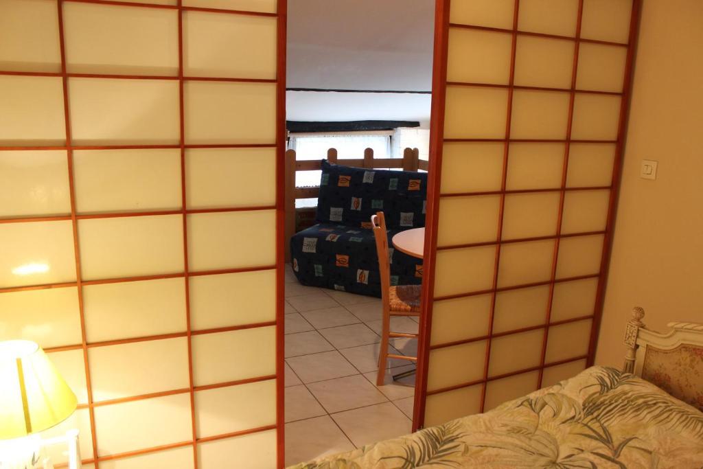 Auberge Du Bord Des Eaux - Demi-Pension Assuree Sur Reservation Saint-Amand-les-Eaux Oda fotoğraf