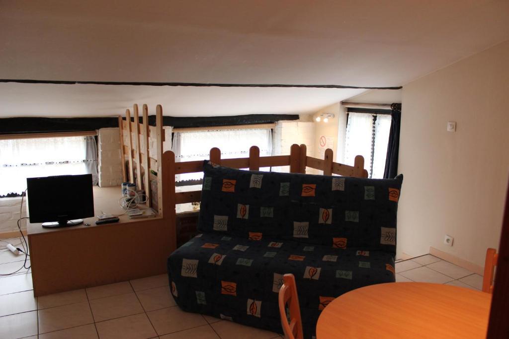 Auberge Du Bord Des Eaux - Demi-Pension Assuree Sur Reservation Saint-Amand-les-Eaux Oda fotoğraf