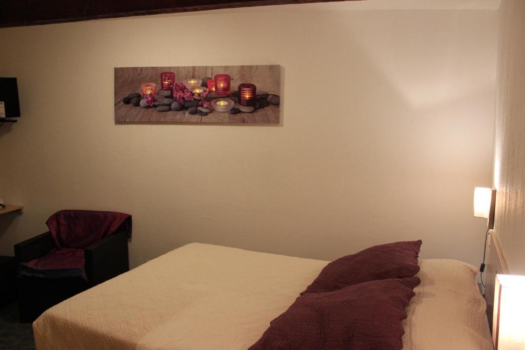 Auberge Du Bord Des Eaux - Demi-Pension Assuree Sur Reservation Saint-Amand-les-Eaux Oda fotoğraf