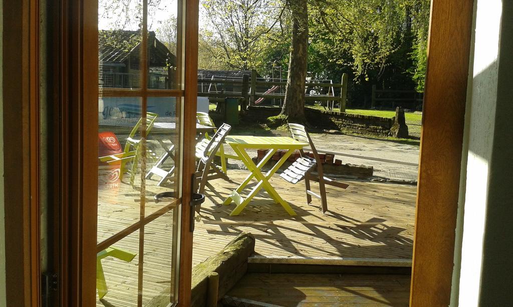 Auberge Du Bord Des Eaux - Demi-Pension Assuree Sur Reservation Saint-Amand-les-Eaux Dış mekan fotoğraf