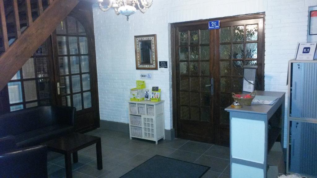 Auberge Du Bord Des Eaux - Demi-Pension Assuree Sur Reservation Saint-Amand-les-Eaux Dış mekan fotoğraf